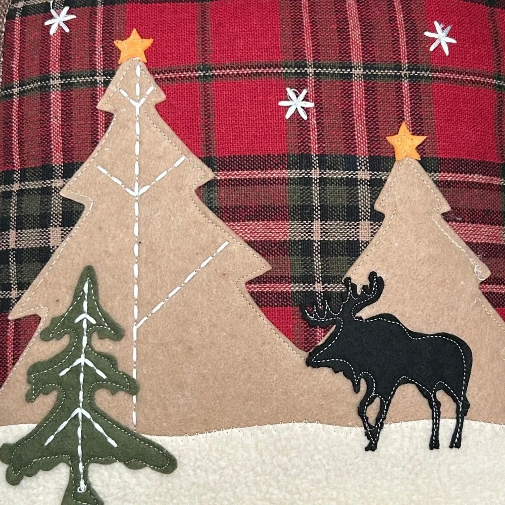 Christmas Moose Throw Pillows 13